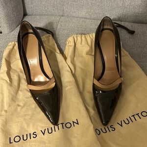 Louis Vuitton Ladies Pumps